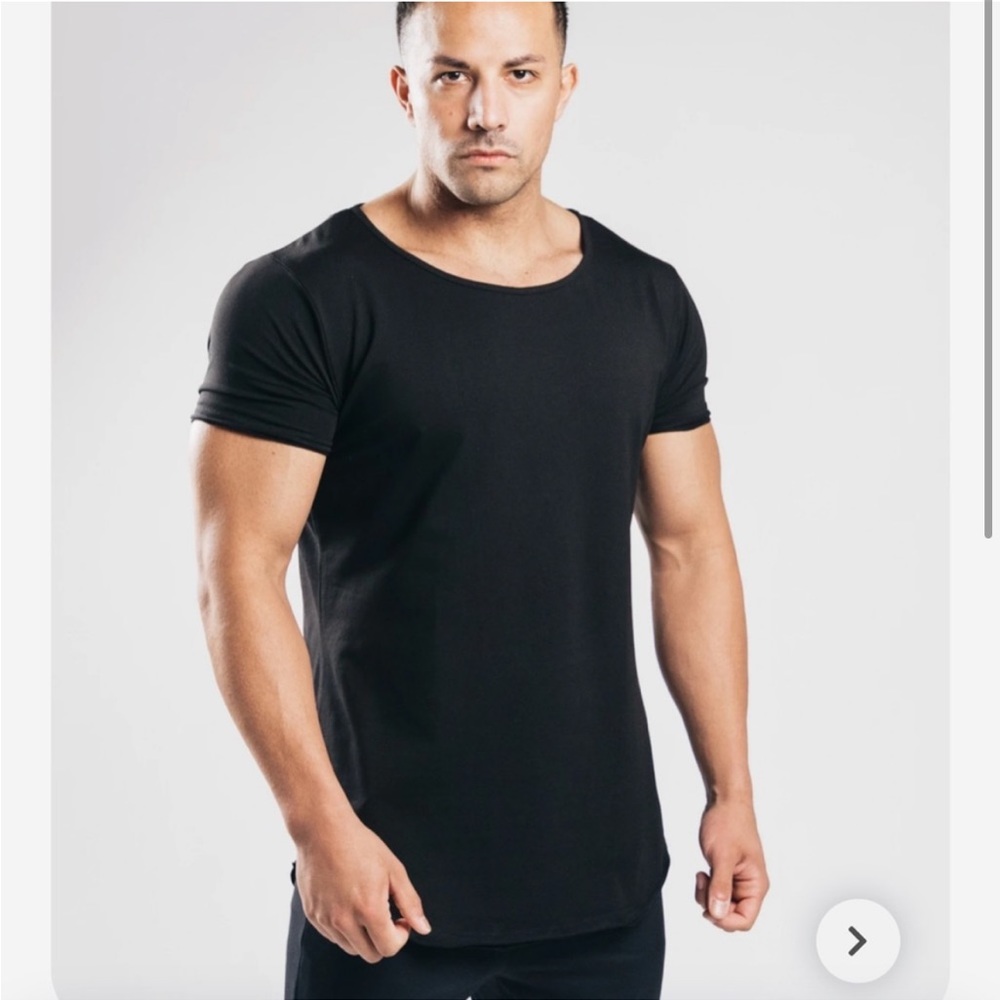 NWOT White Alphalete Essential Lifestyle Scoop Tee